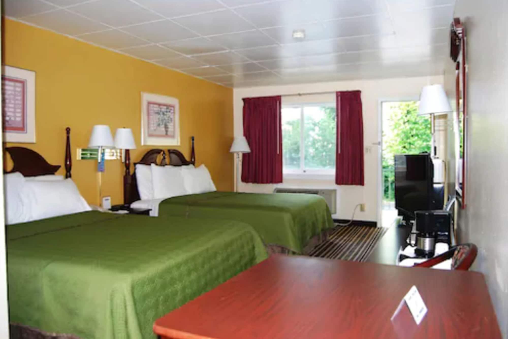 Travelodge By Wyndham Chambersburg Bagian luar foto